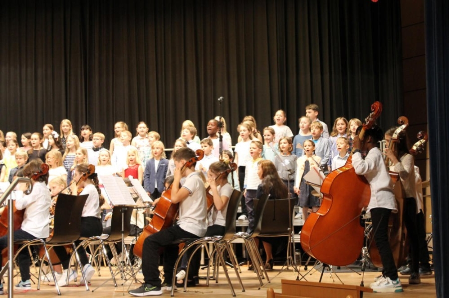 Frühlingskonzert24 12